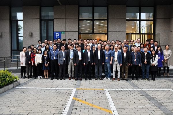 ����18(�й���)�ٷ���վ